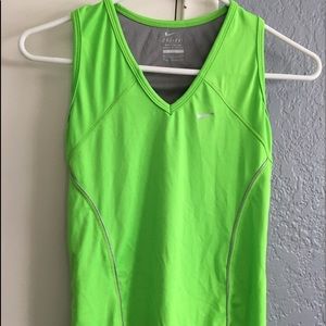 Sport shirt green Nike